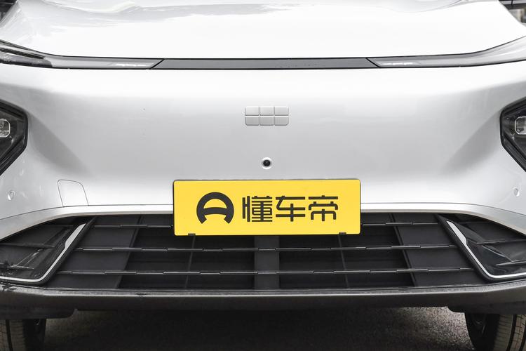 Geely L7 - фото 10