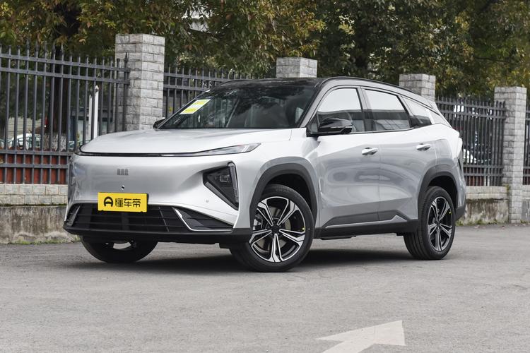 Geely L7 - фото 1