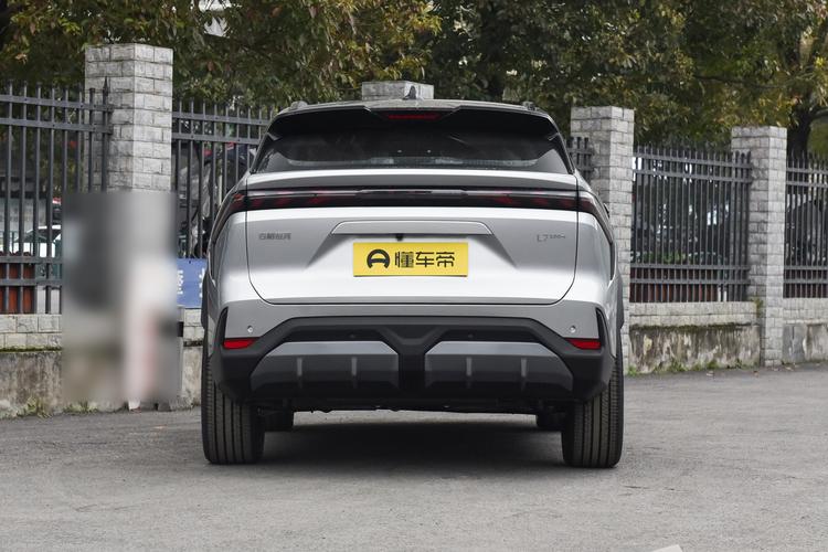 Geely L7 - фото 6