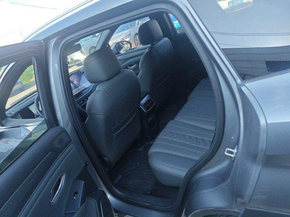 BYD Song L DM-i - фото 10