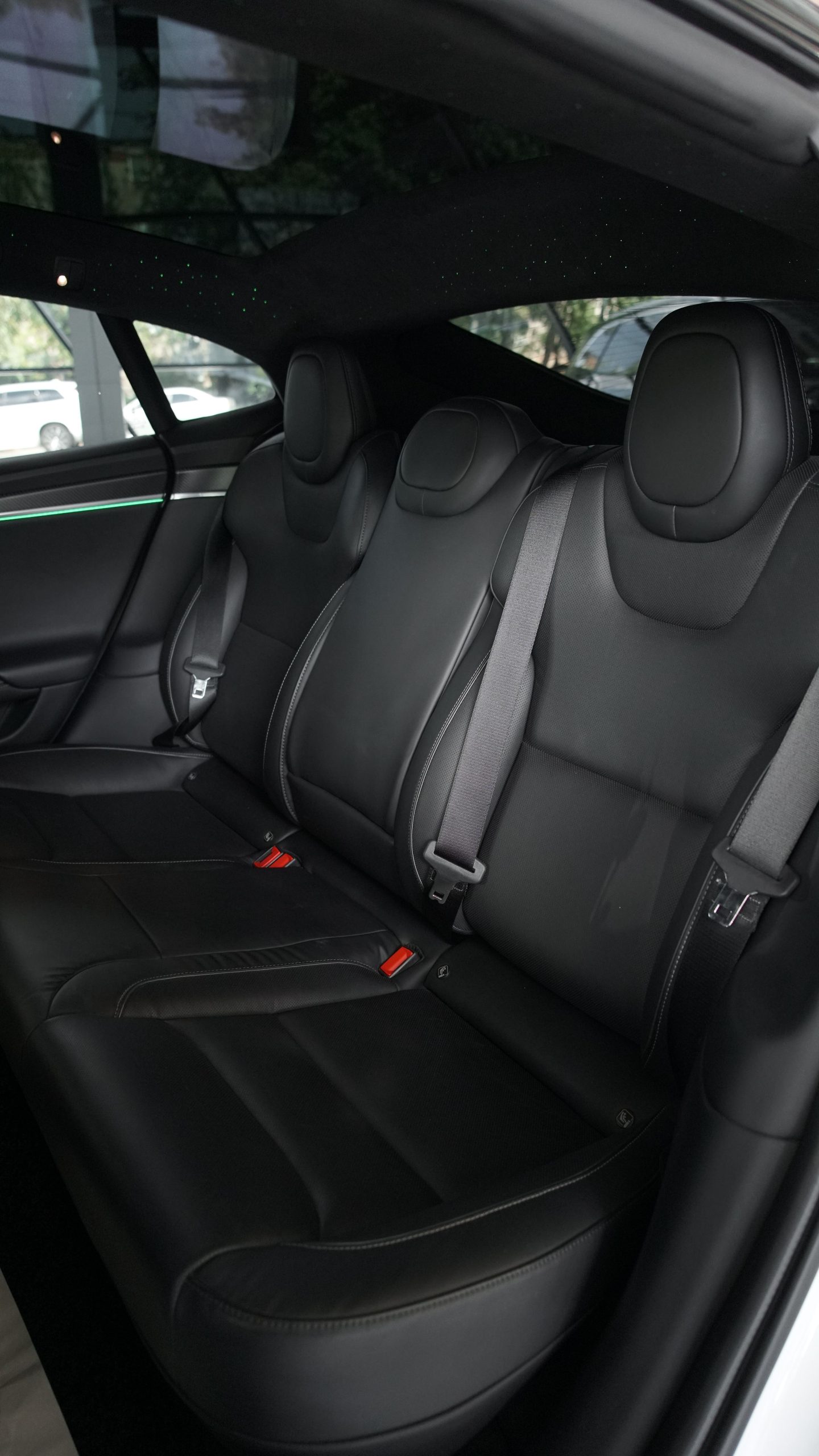 Tesla Model S - фото 22