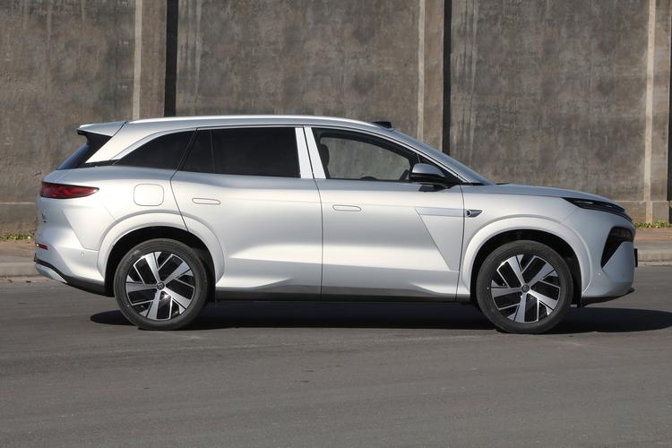 BYD Tang L EV - фото 8
