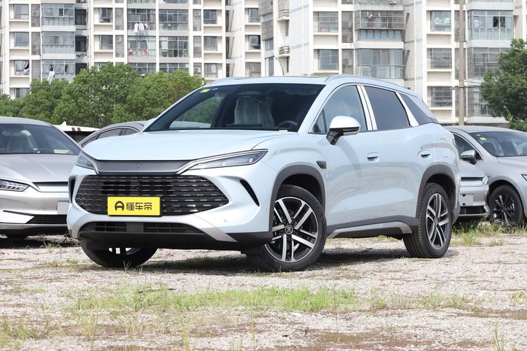 BYD Song L DM-i - фото 1
