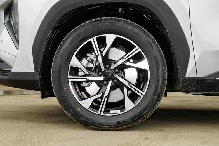 Geely L7 - фото 12