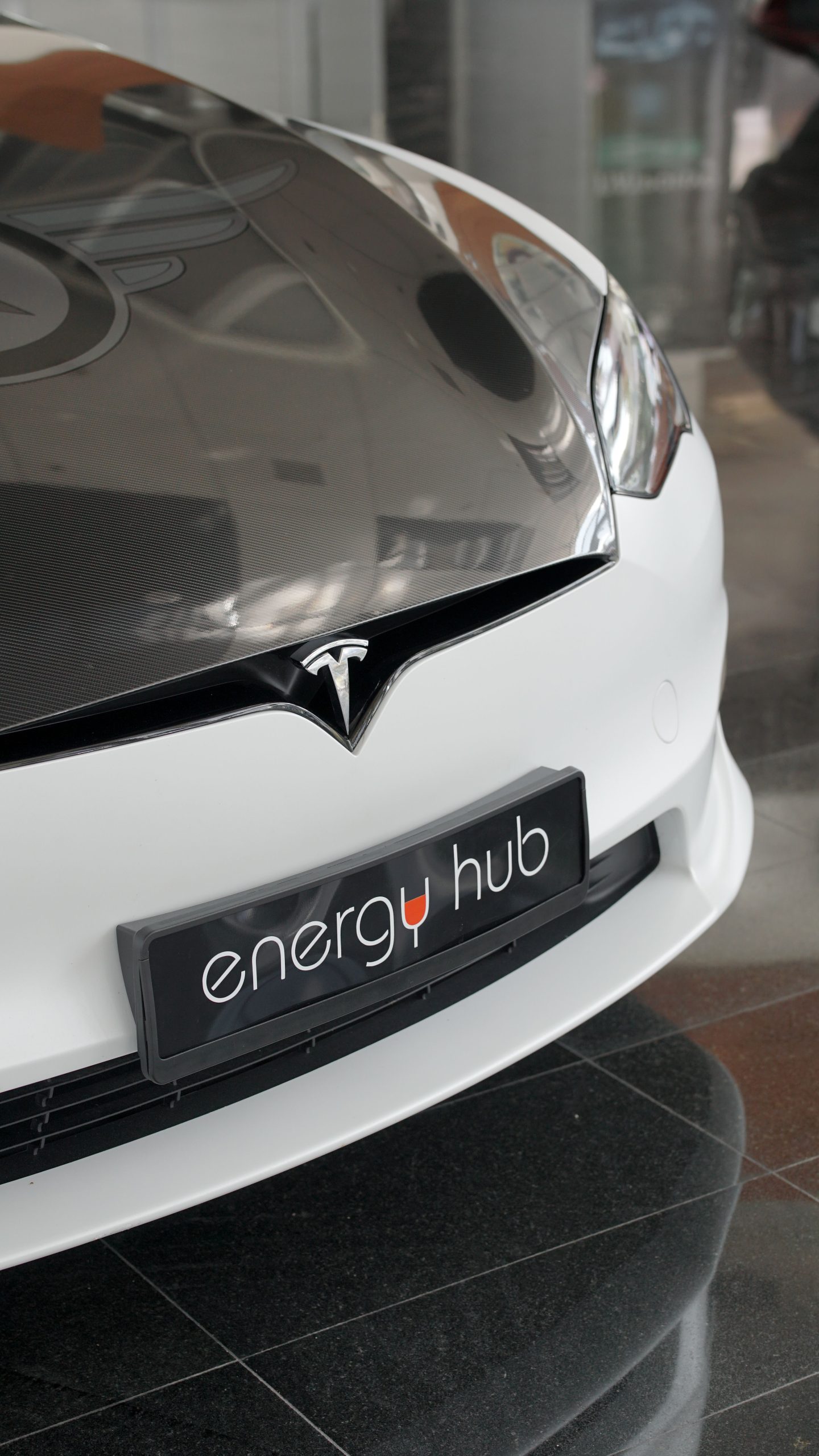 Tesla Model S - фото 7