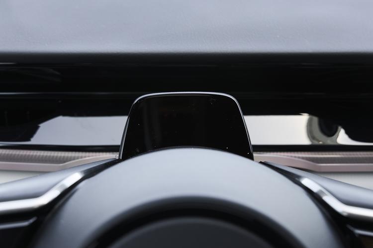 Mazda EZ-60 - фото 24