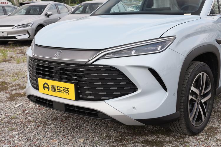 BYD Song L DM-i - фото 9