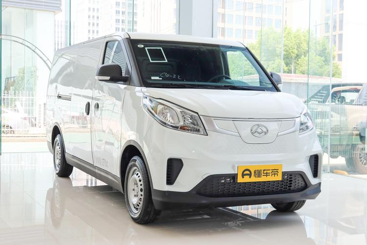Maxus EV30 - фото 3