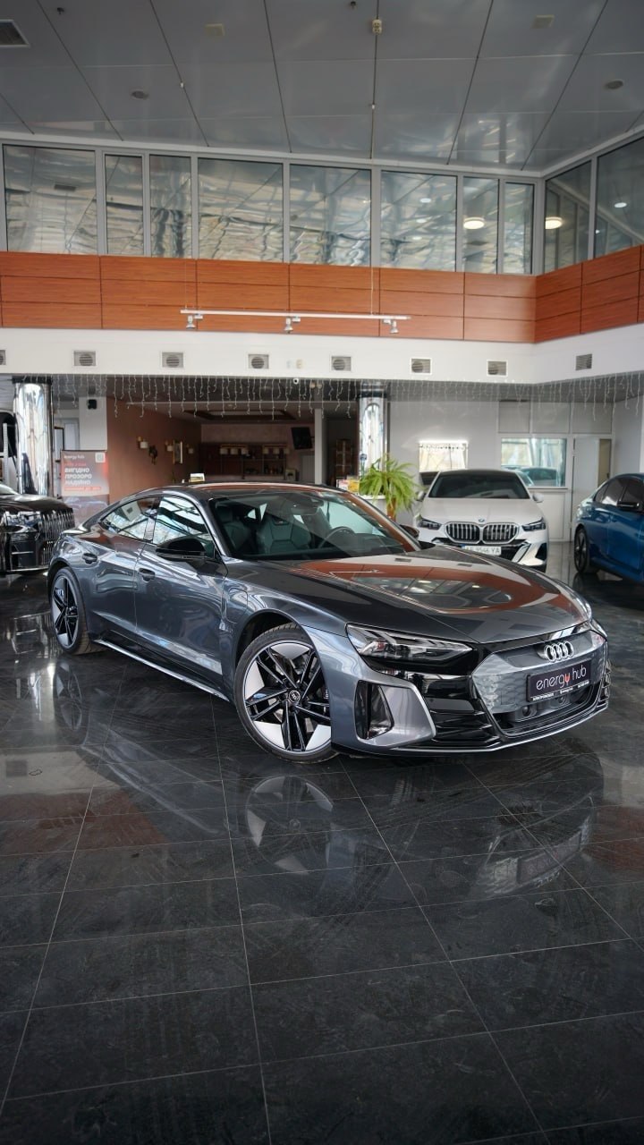 AUDI RS E-TRON GT