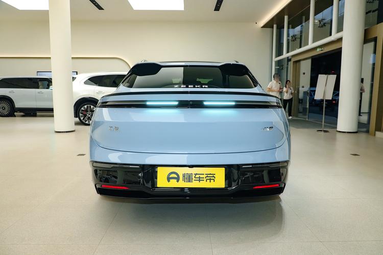 Zeekr 007GT - фото 6