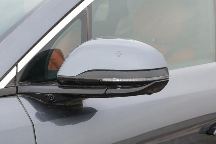 BYD Tang L DM - фото 10