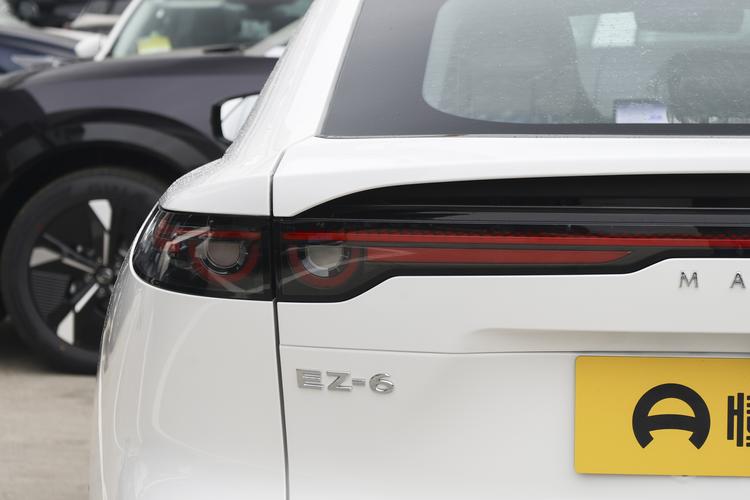 Mazda EZ-6 - фото 13