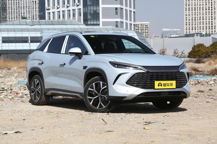 BYD Song L DM-i - фото 3