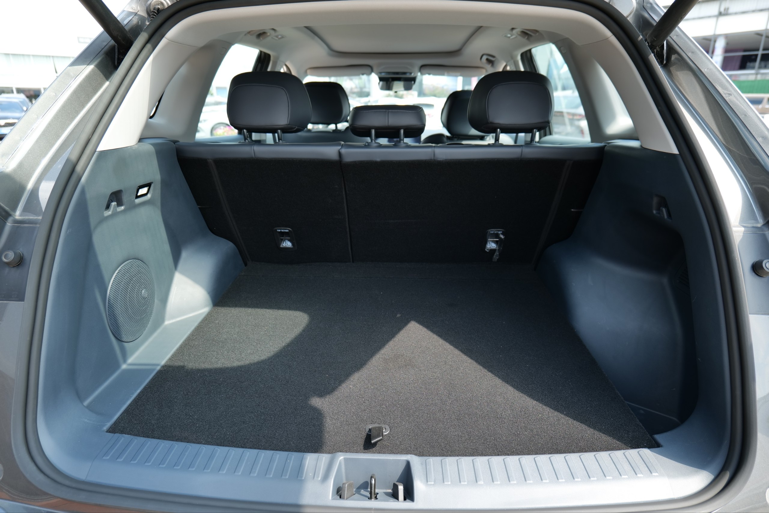 Geely E5 - фото 10