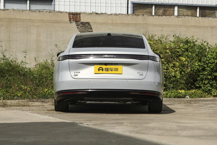 BYD Seal 08 DM - фото 6
