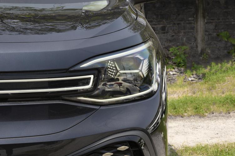 Volkswagen ID.6 CROZZ - фото 12