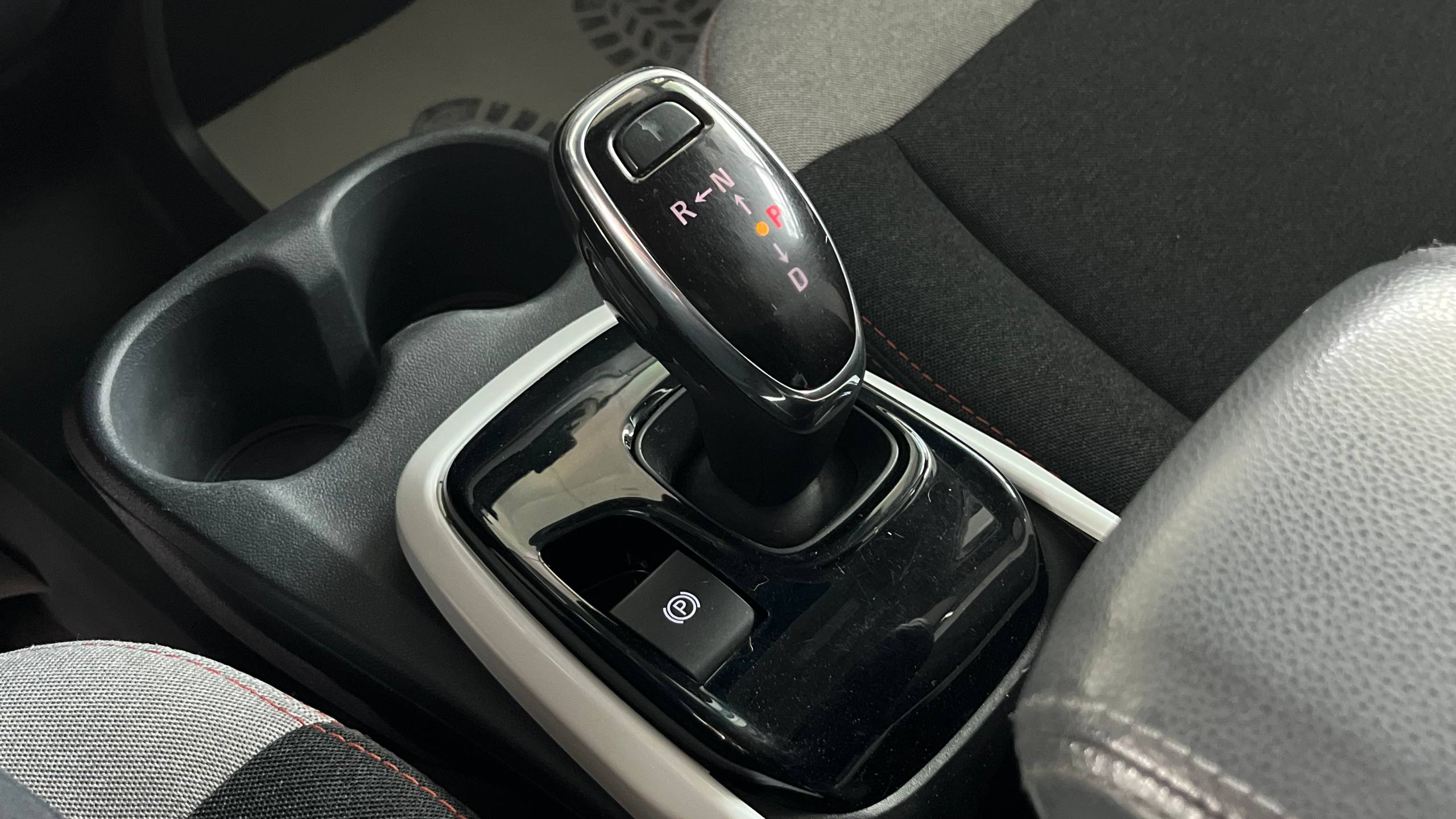 Chevrolet Bolt Ev - фото 16