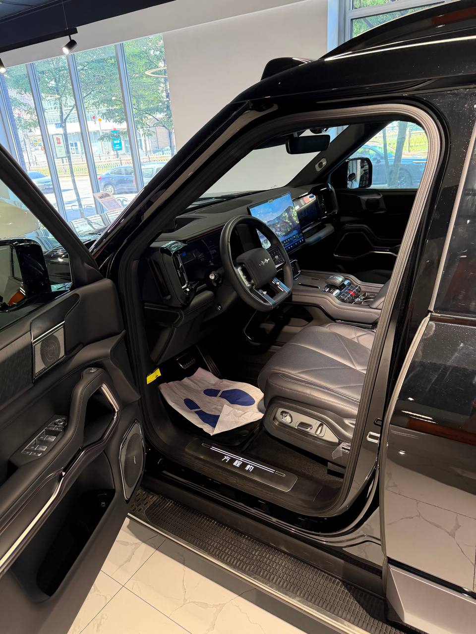 BYD Leopard 8 - фото 17