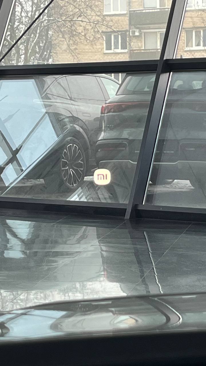 Xiaomi SU7 - фото 21