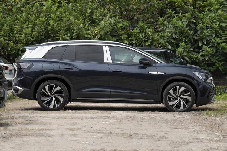 Volkswagen ID.6 CROZZ - фото 8