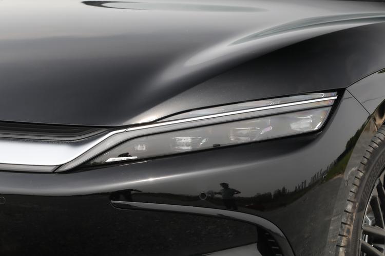 BYD Han EV - фото 9