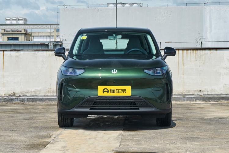 Leapmotor A10 - фото 2