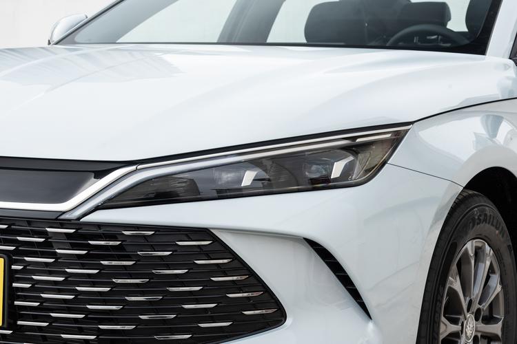BYD Qin L DM - фото 9