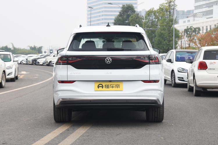 Volkswagen ID.6 X - фото 6