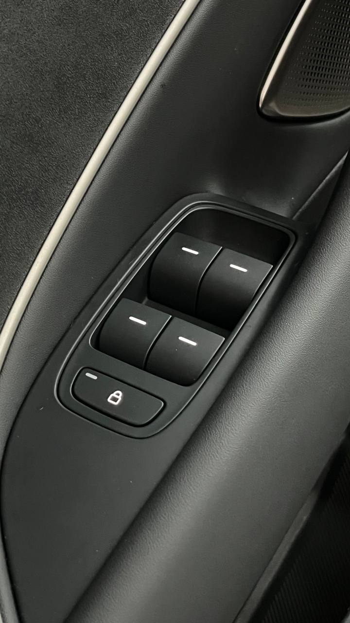 Xiaomi SU7 - фото 28