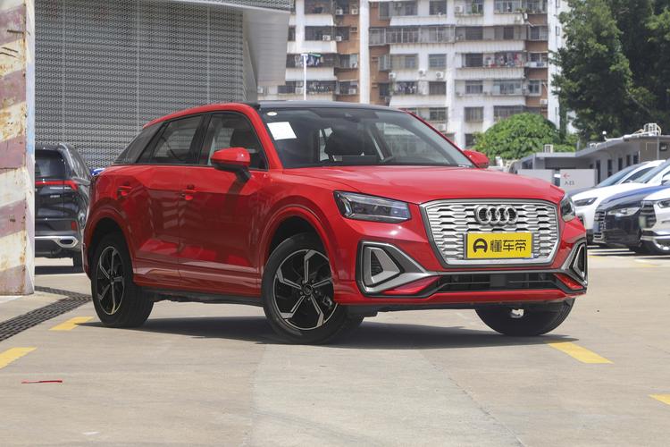 Audi Q2L e-tron - фото 3