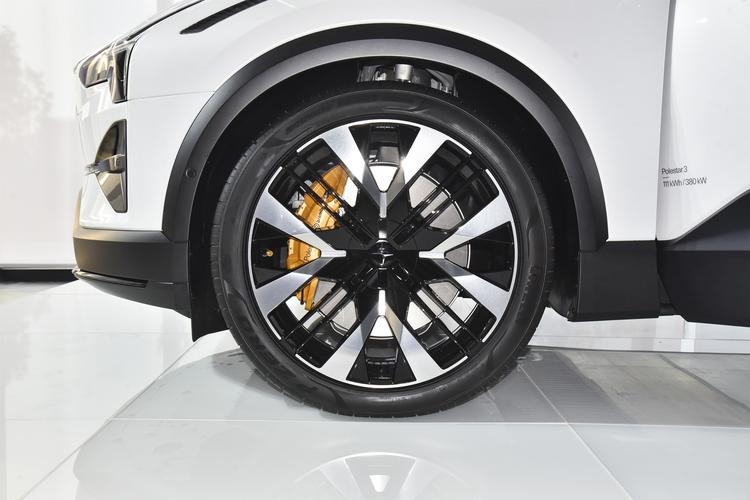 Polestar 3 - фото 8
