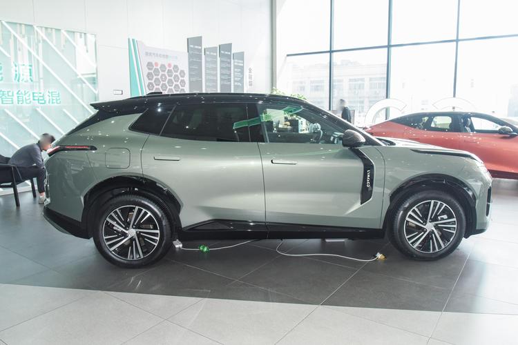 Lynk 08 EM-P - фото 8