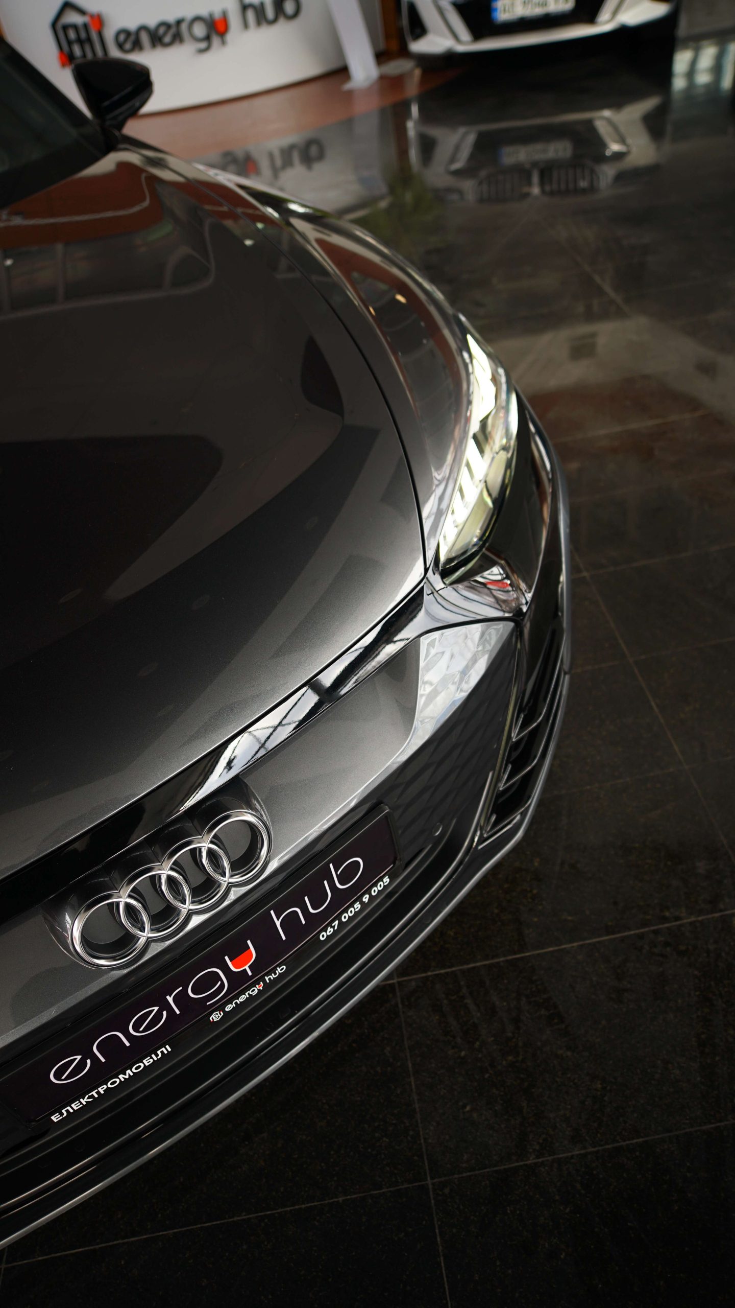 Audi e-tron GT - фото 3