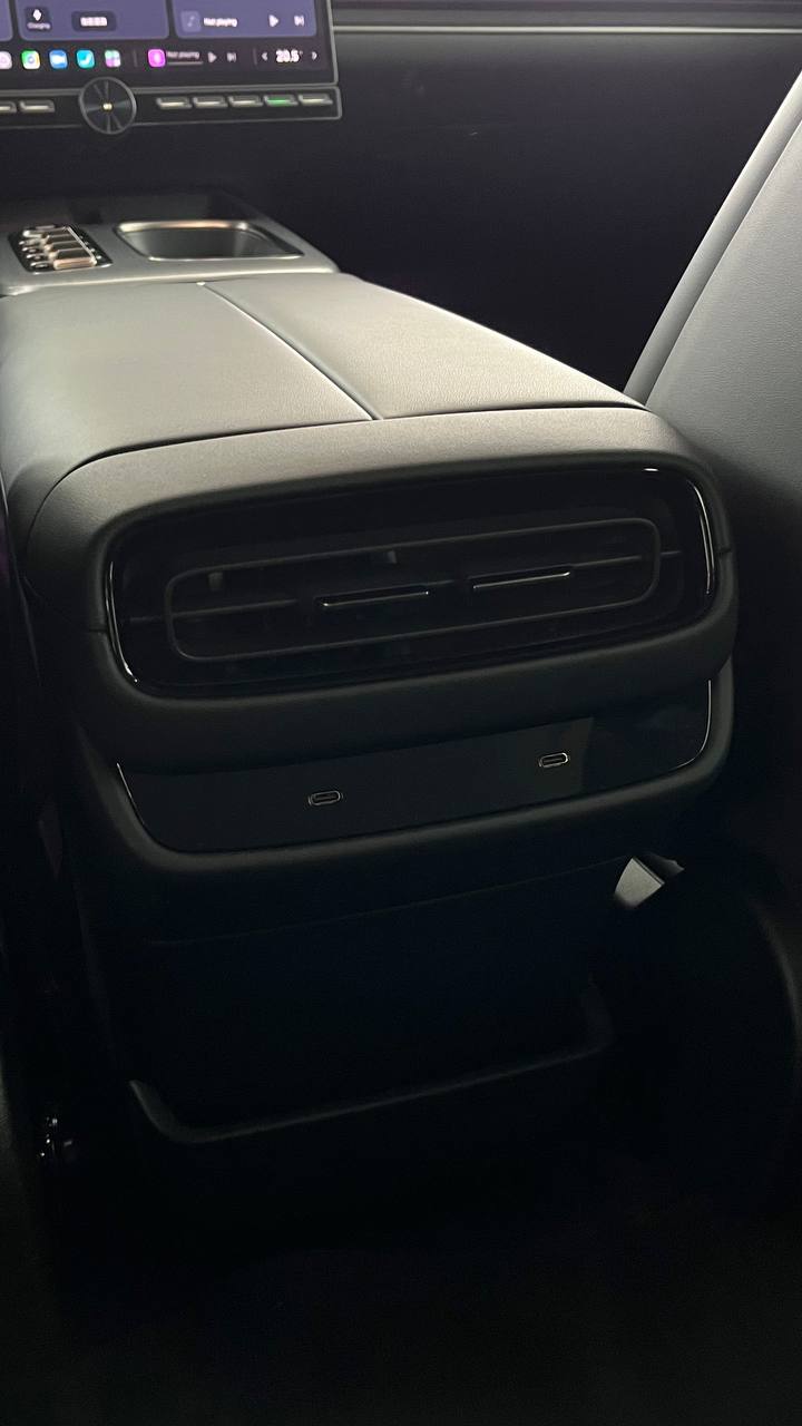 Xiaomi SU7 - фото 38