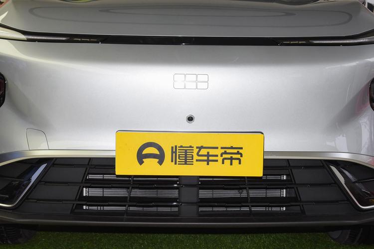 Geely L7 - фото 10