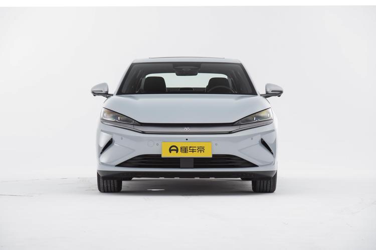 BYD Qin L EV - фото 2