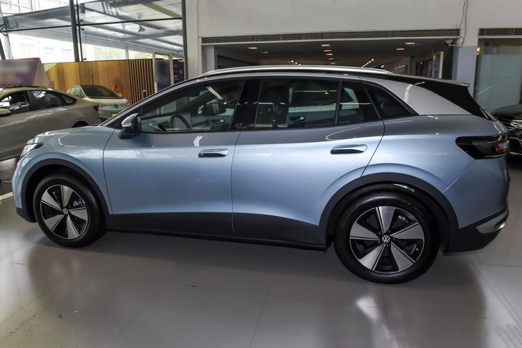 Volkswagen ID.4 X - фото 4