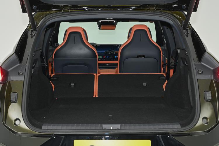 Lynk & Co 08 EM-P - фото 40