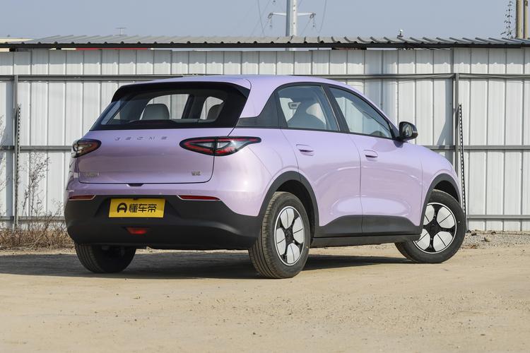 Geely Xingyuan - фото 7