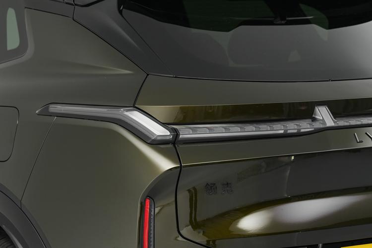 Lynk & Co 08 EM-P - фото 13