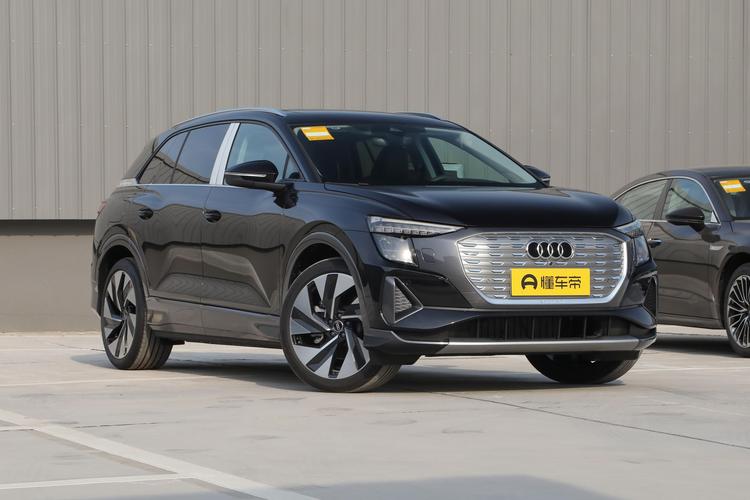 Audi Q5 e-tron - фото 3