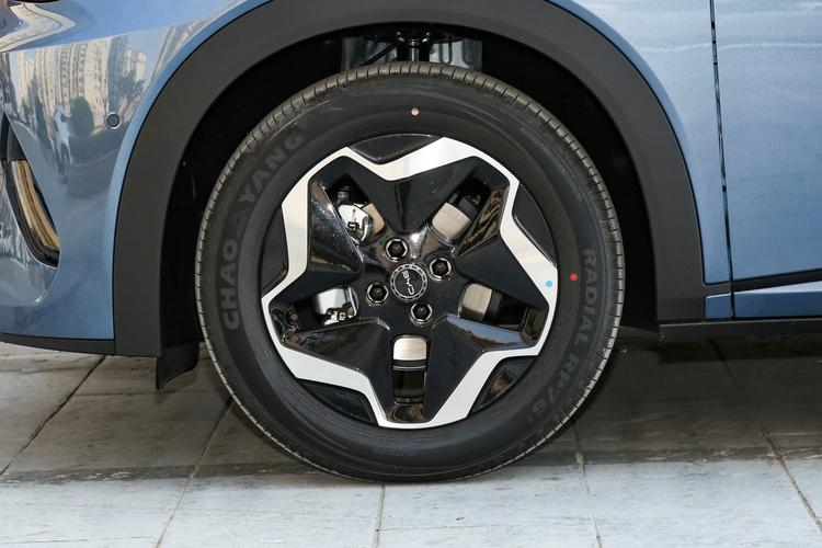 BYD Dolphin - фото 12