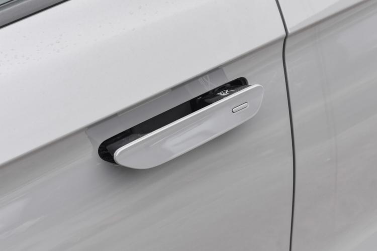 BYD Han DM - фото 11