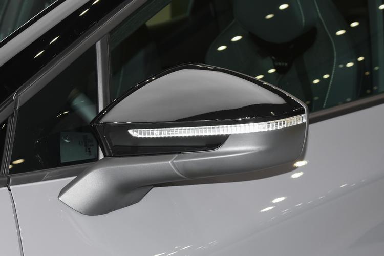 Volkswagen ID.UNYX - фото 10