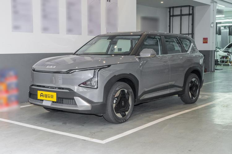 Kia EV5 - фото 1