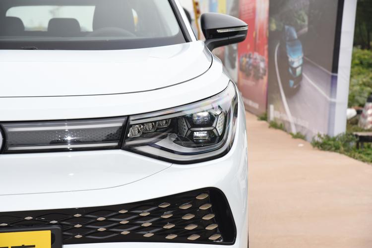Volkswagen ID.6 X - фото 12