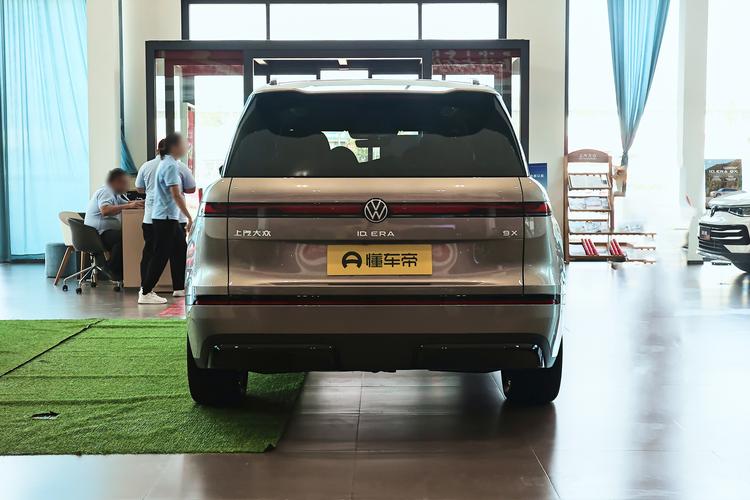 Volkswagen ID. ERA 9X - фото 6