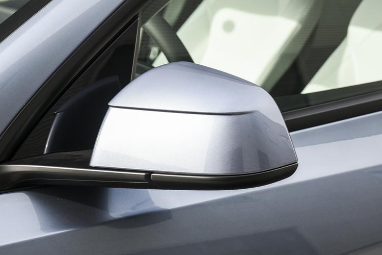 Tesla Model Y - фото 10