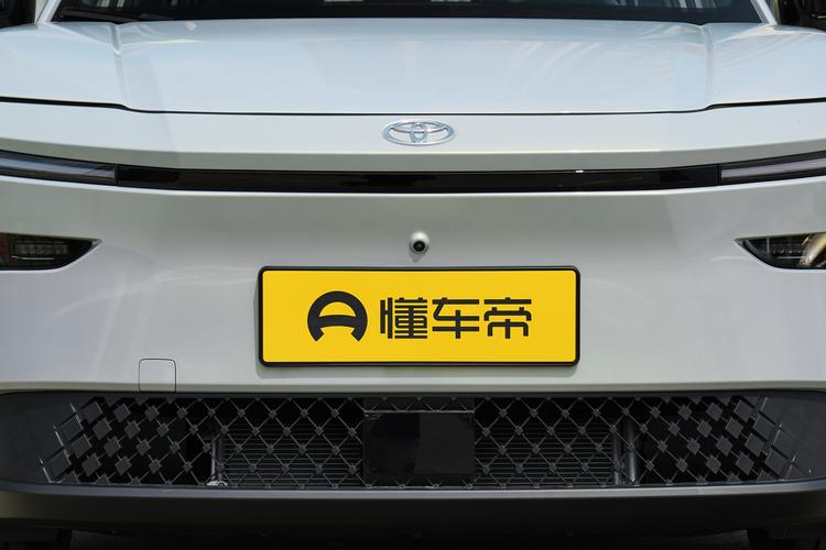 Toyota bZ3X - фото 10