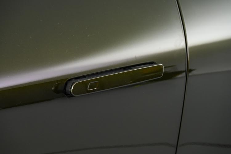 Lynk & Co 08 EM-P - фото 11